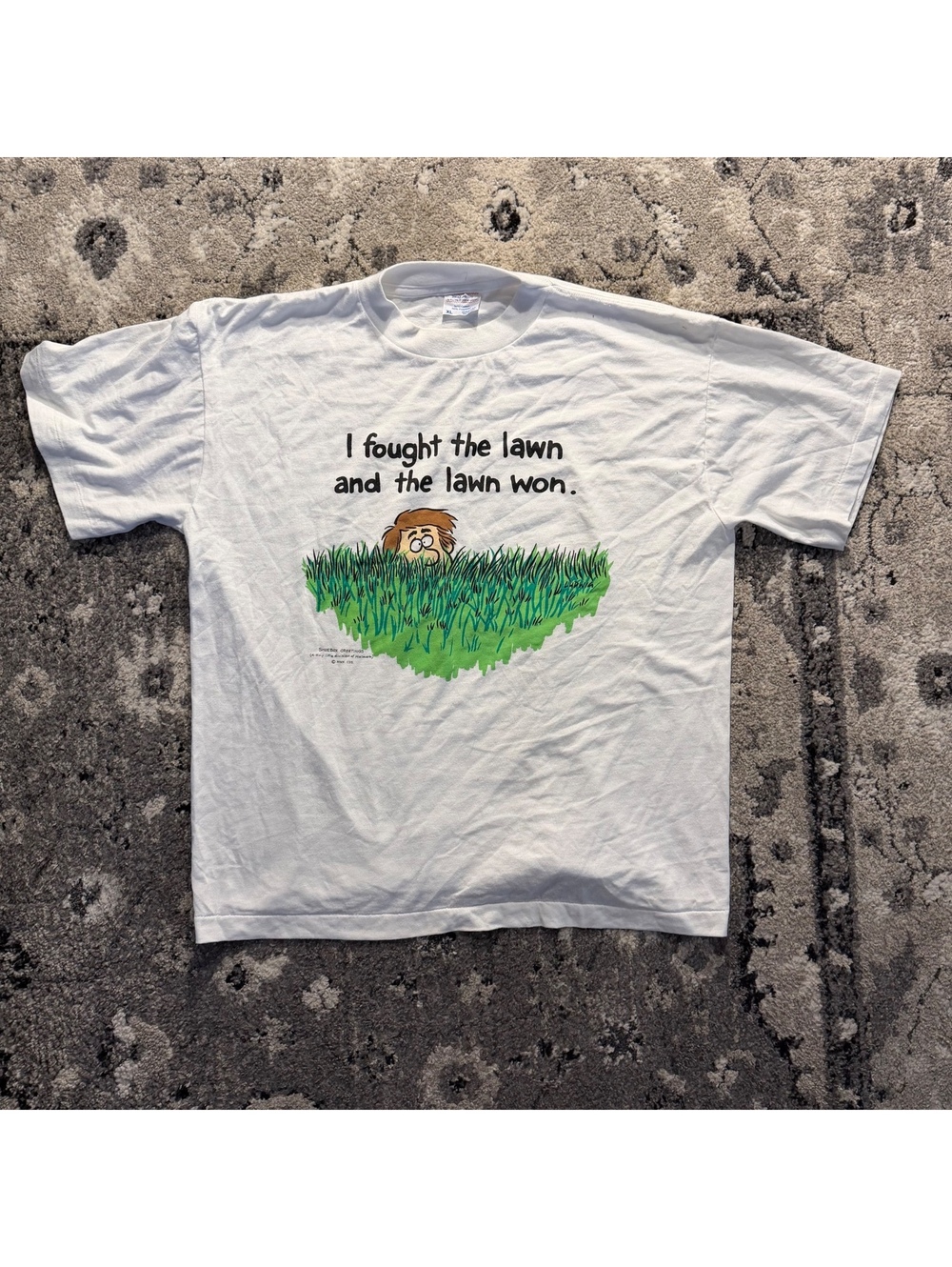 Joke Vintage Shortbox Greetings Vintage Graphic T-Shirt